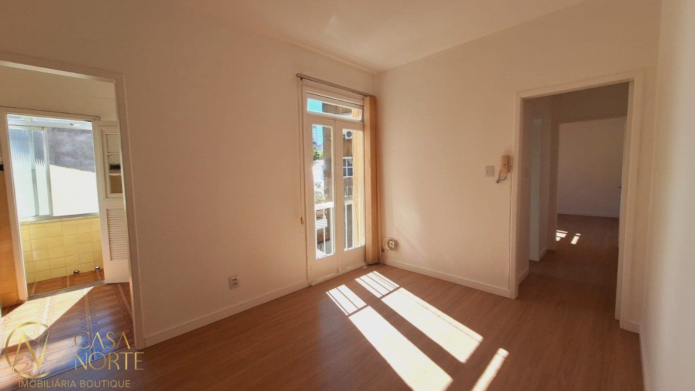Apartamento à venda com 1 quarto, 45m², Rua da República no bairro Cidade Baixa em Porto Alegre