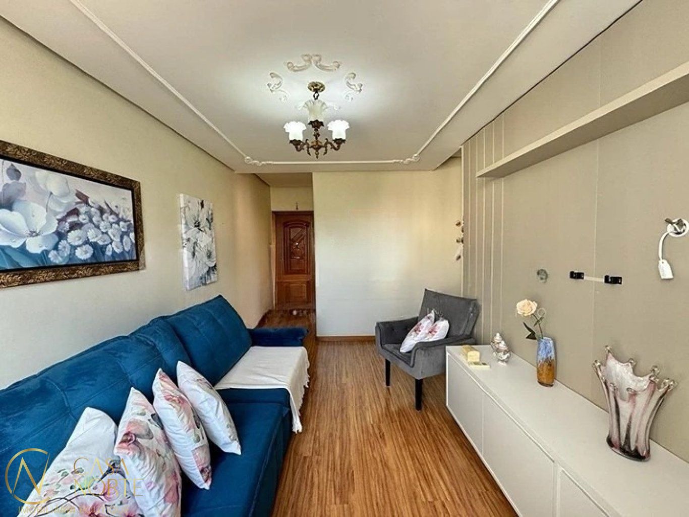 Apartamento à venda com 2 quartos, 54m², 1 vaga, Rua Itiberê da Cunha no bairro São Sebastião em Porto Alegre