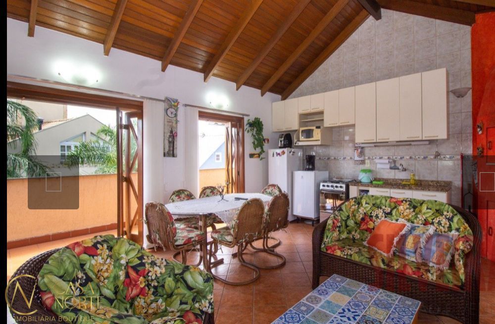 Casa de Condomínio à venda com 3 quartos, 159m², 1 suíte, 2 vagas, Alameda Três de Outubro no bairro Ecoville em Porto Alegre