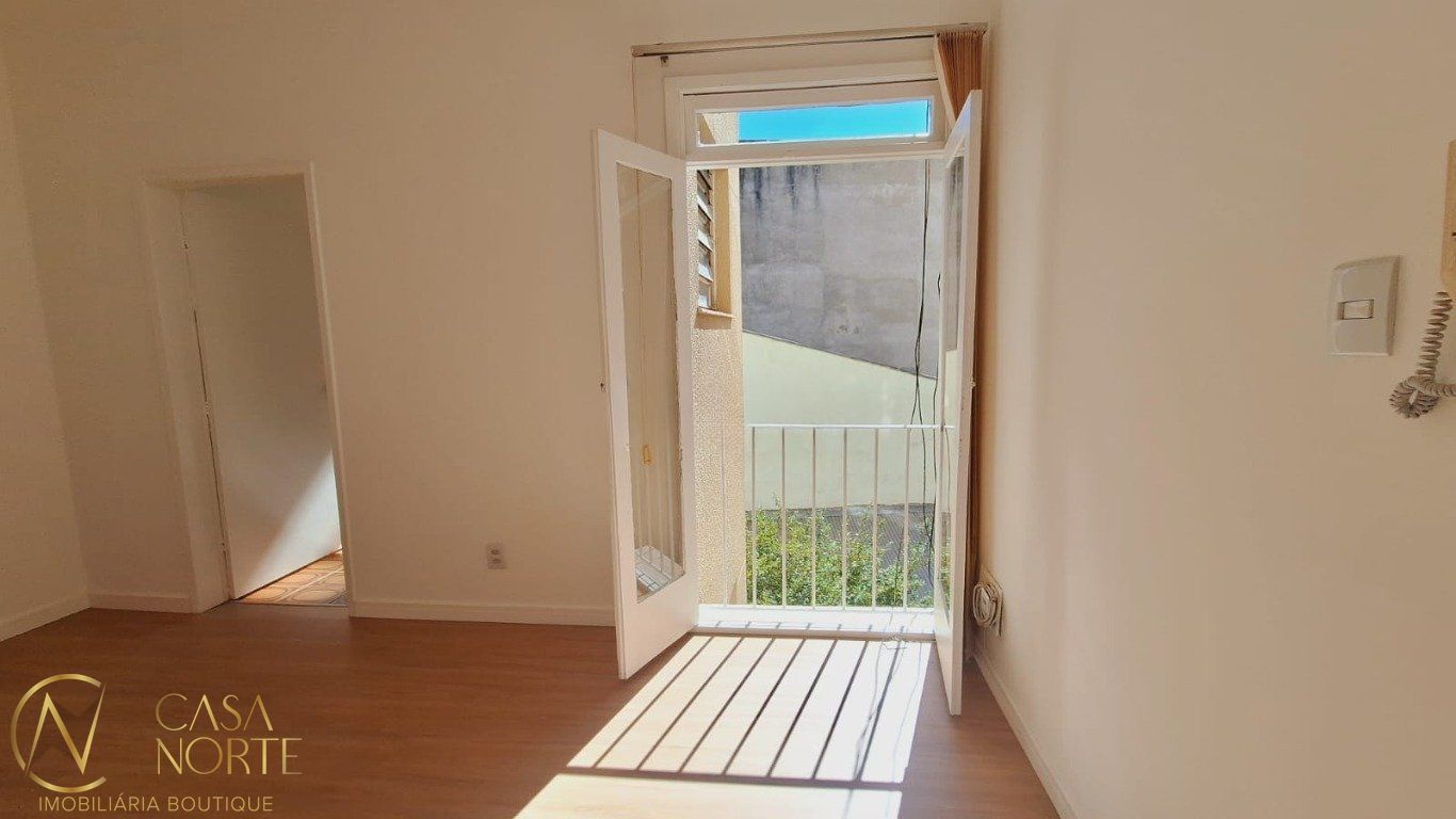 Apartamento à venda com 1 quarto, 45m², Rua da República no bairro Cidade Baixa em Porto Alegre