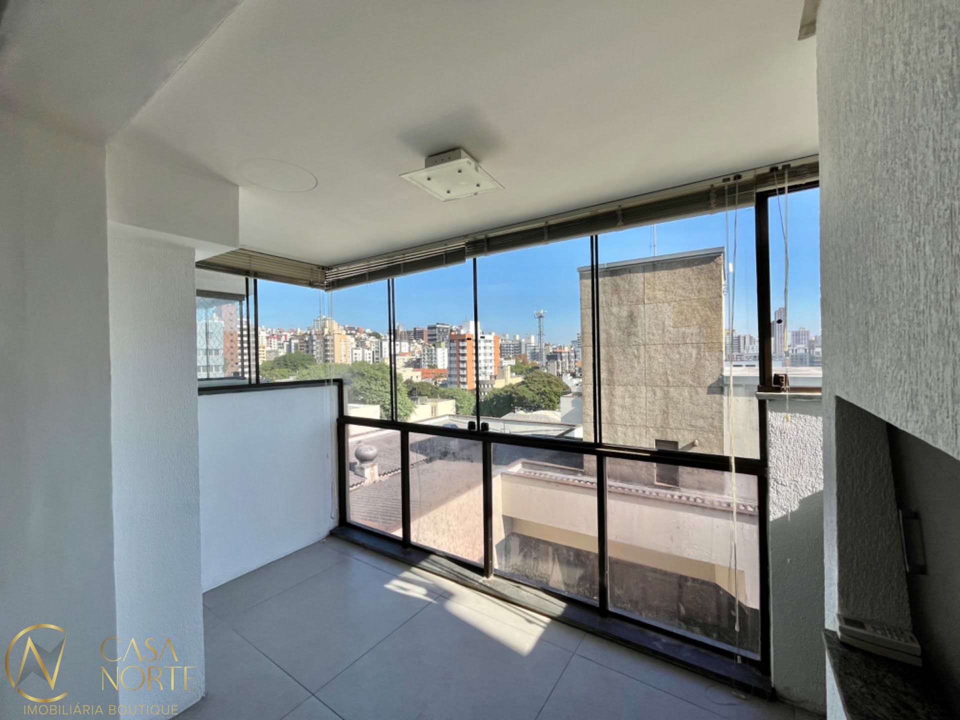 Apartamento à venda com 1 quarto, 51m², 1 vaga, Rua Felipe Neri no bairro Auxiliadora em Porto Alegre