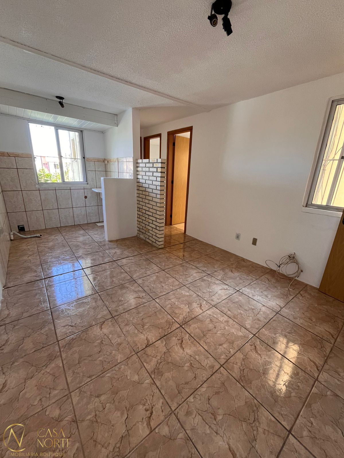 Apartamento à venda com 2 quartos, 38m², 1 vaga, Beco Pedro Rodrigues Bittencourt no bairro Vila Nova em Porto Alegre