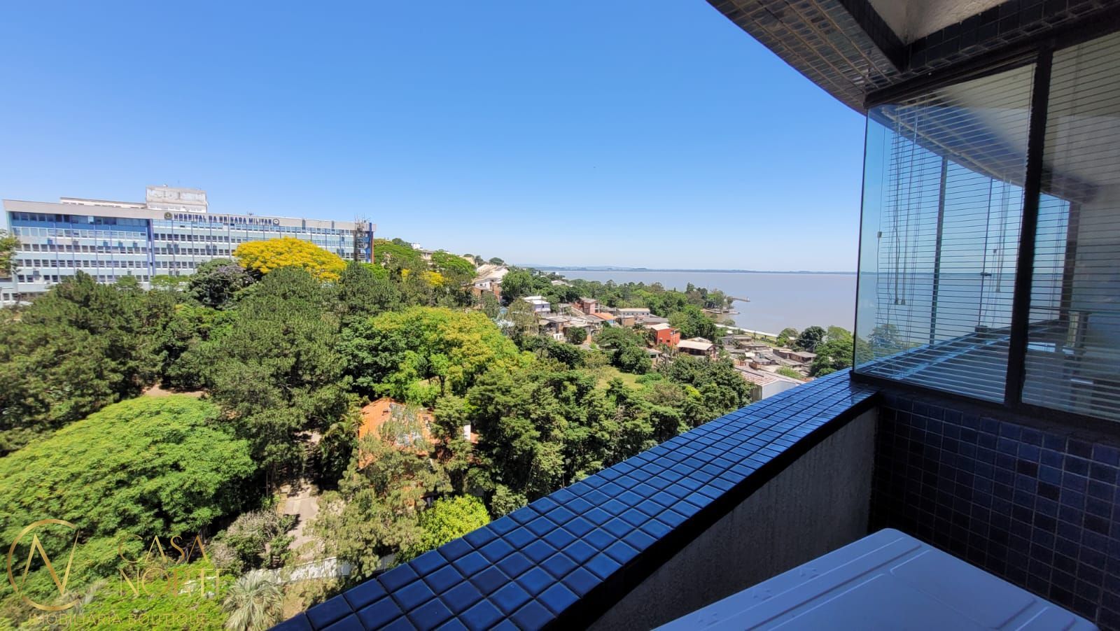 Apartamento à venda com 3 quartos, 88m², 1 suíte, 1 vaga, Avenida Diário de Notícias no bairro Cristal em Porto Alegre
