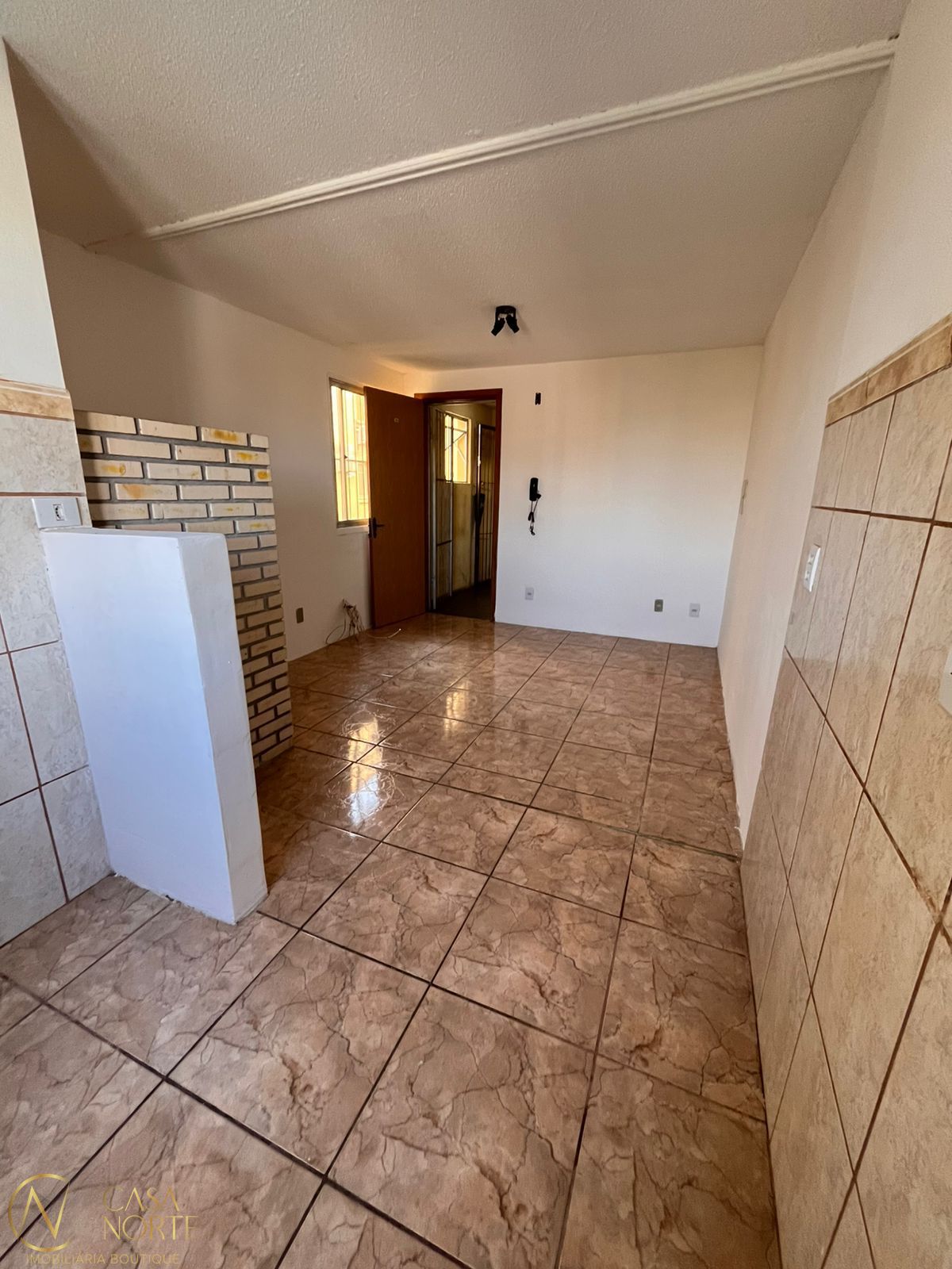 Apartamento à venda com 2 quartos, 38m², 1 vaga, Beco Pedro Rodrigues Bittencourt no bairro Vila Nova em Porto Alegre