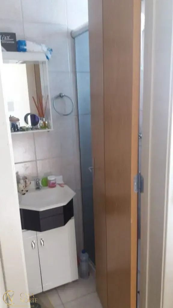 Apartamento à venda com 2 quartos, 37m², 1 vaga, Avenida Baltazar de Oliveira Garcia no bairro Rubem Berta em Porto Alegre