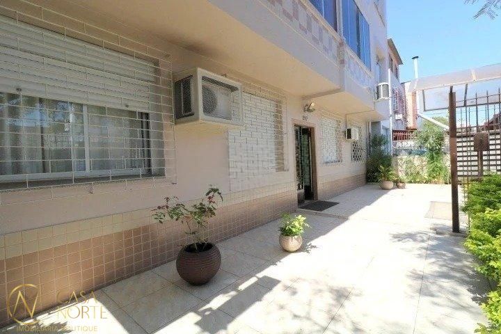Apartamento à venda com 2 quartos, 78m², Rua Vinte e Cinco de Julho no bairro Santa Maria Goretti em Porto Alegre