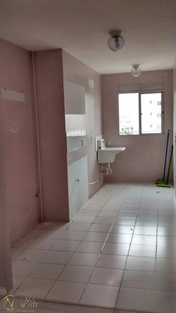 Apartamento à venda com 2 quartos, 47m², 1 vaga, Rua Gabriel Franco da Luz no bairro Sarandi em Porto Alegre
