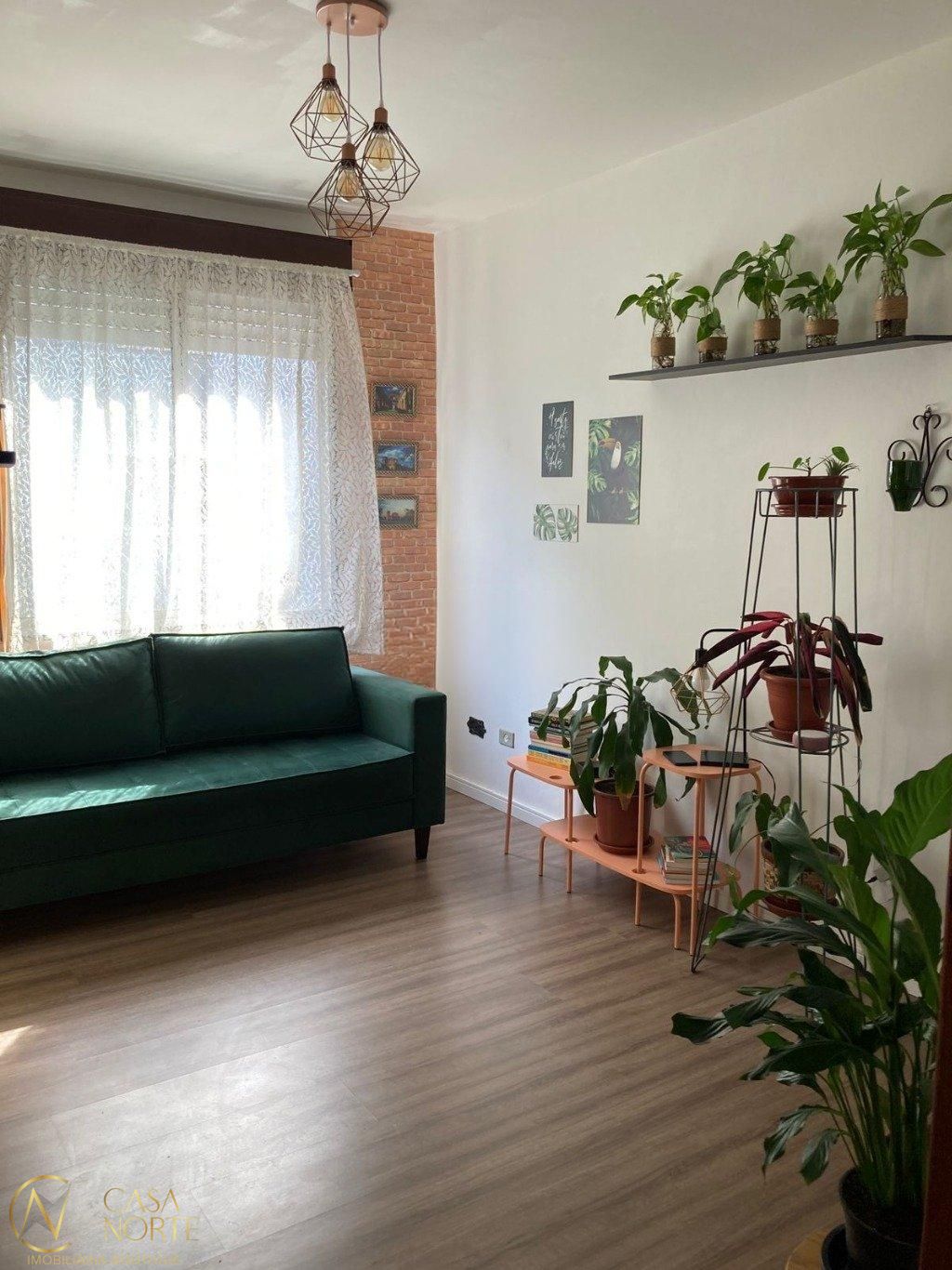 Apartamento à venda com 2 quartos, 47m², Rua Diomário Moojen no bairro Cristal em Porto Alegre