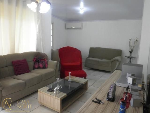 Casa à venda com 3 quartos, 318m², 1 vaga, Rua Caetano La Porta no bairro Rubem Berta em Porto Alegre