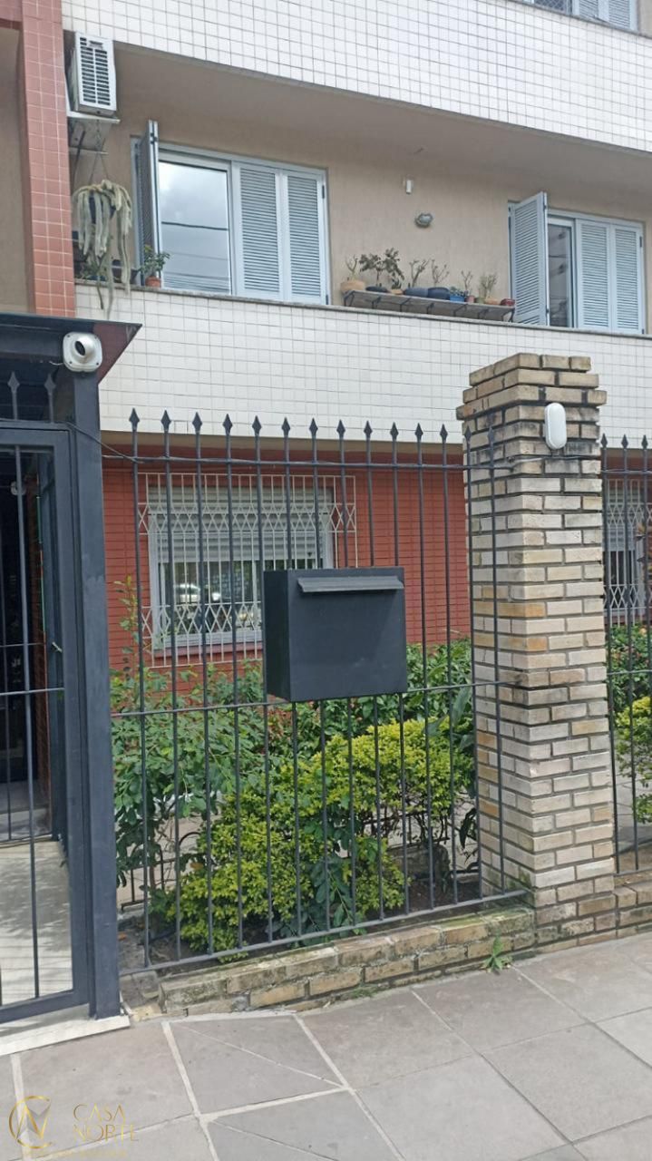 Apartamento à venda com 2 quartos, 74m², 1 vaga, Avenida Carlos Gomes no bairro Boa Vista em Porto Alegre