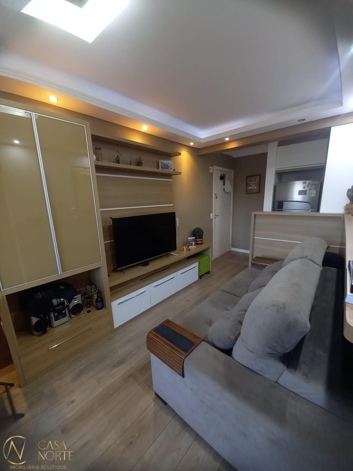 Apartamento à venda com 3 quartos, 63m², 1 suíte, 1 vaga, Rua Tenente Ary Tarrago no bairro Jardim Itu em Porto Alegre