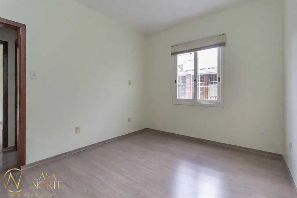 Apartamento à venda com 2 quartos, 66m², 1 vaga, Rua Juruá no bairro Jardim São Pedro em Porto Alegre