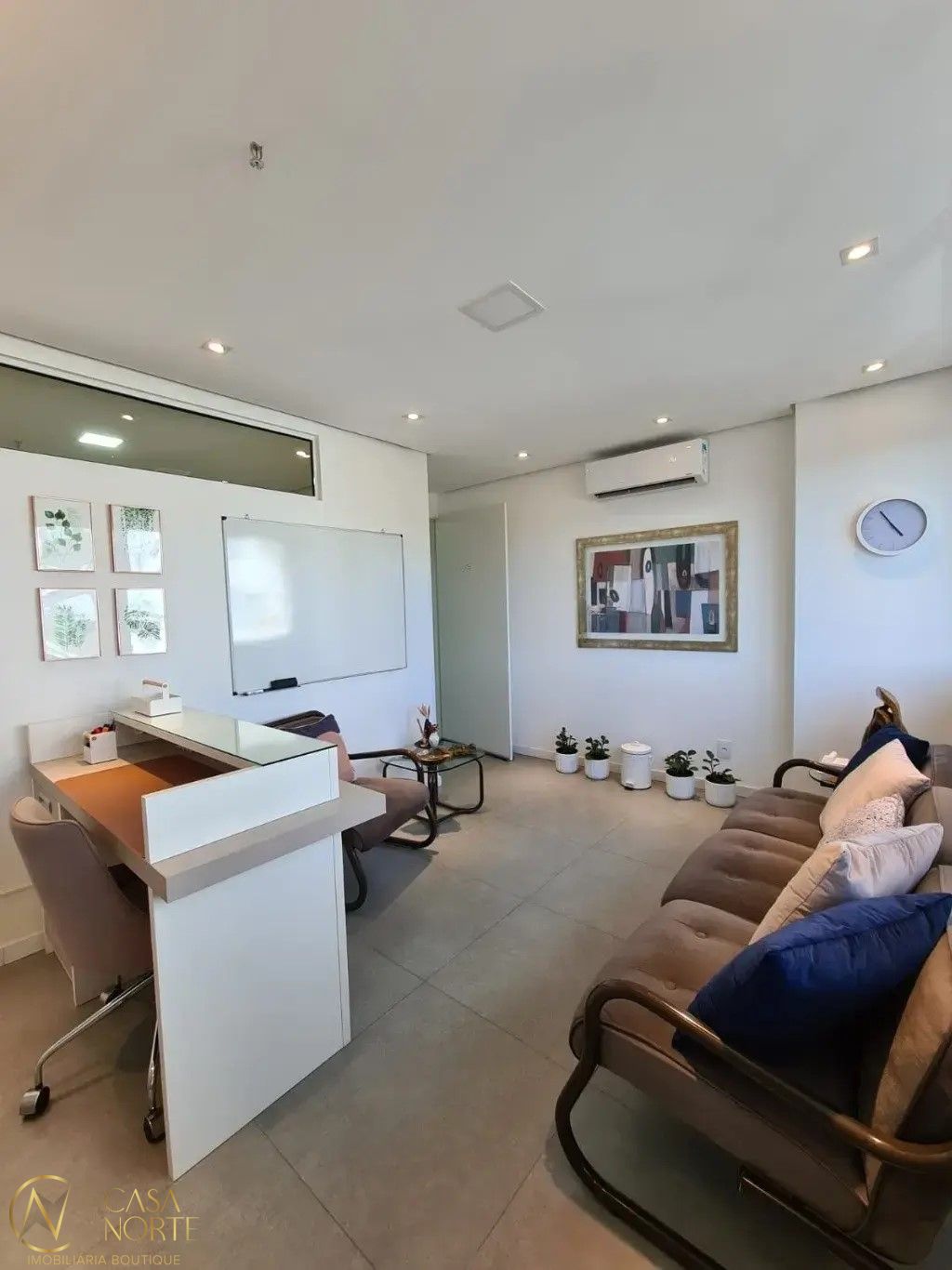 Sala Comercial à venda com 1 quarto, 42m², 1 vaga, Avenida Assis Brasil no bairro Cristo Redentor em Porto Alegre