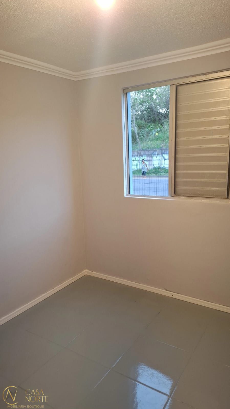 Apartamento à venda com 2 quartos, 43m², 1 vaga, Rua São Guilherme no bairro Vila São José em Porto Alegre