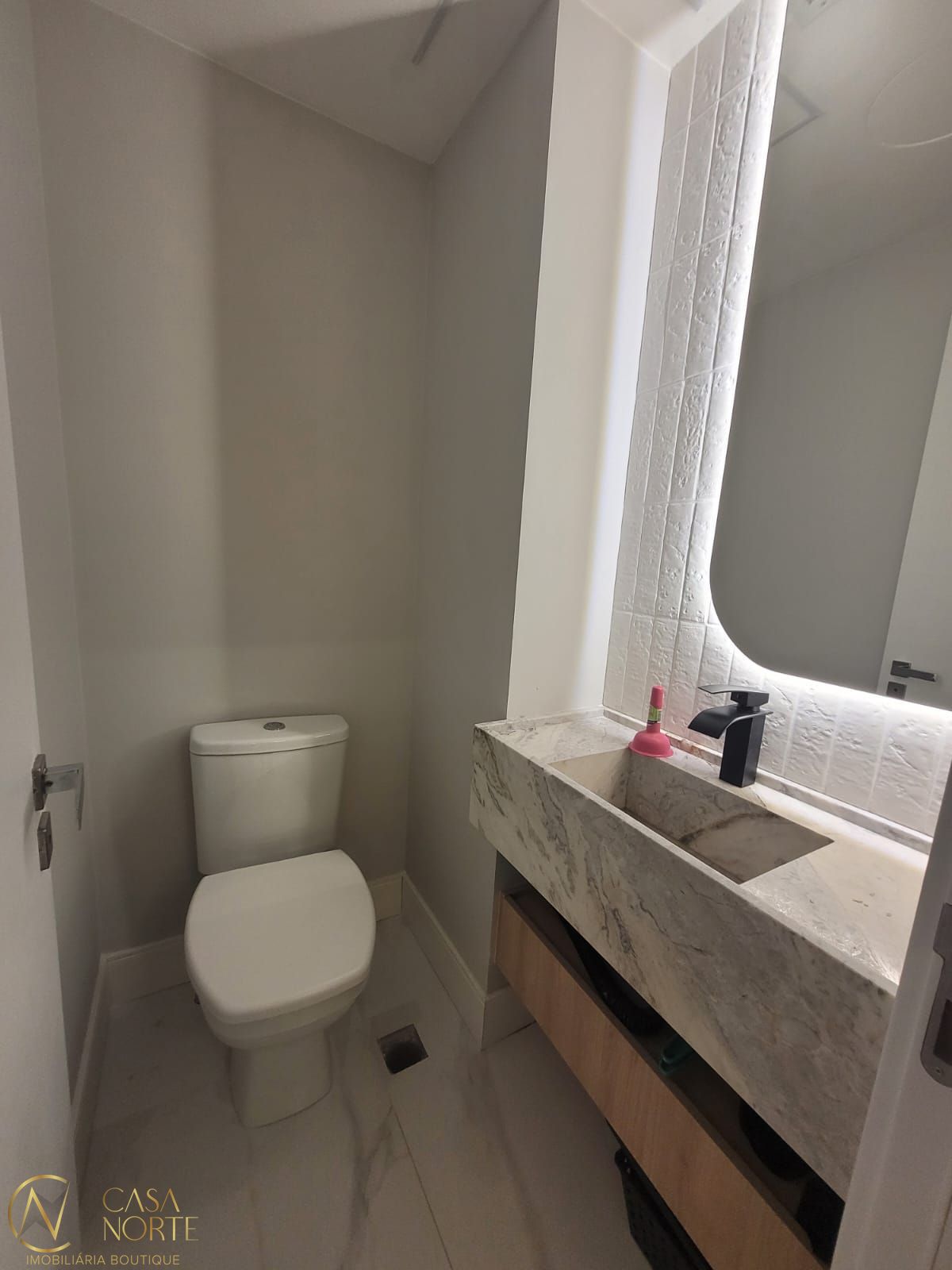 Apartamento à venda com 3 quartos, 81m², 1 suíte, 2 vagas, Rua Jerônymo Zelmanovitz no bairro São Sebastião em Porto Alegre