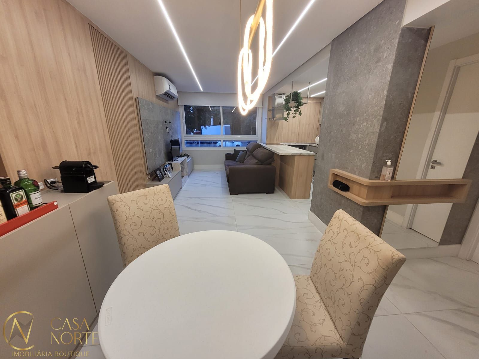 Apartamento à venda com 3 quartos, 81m², 1 suíte, 2 vagas, Rua Jerônymo Zelmanovitz no bairro São Sebastião em Porto Alegre