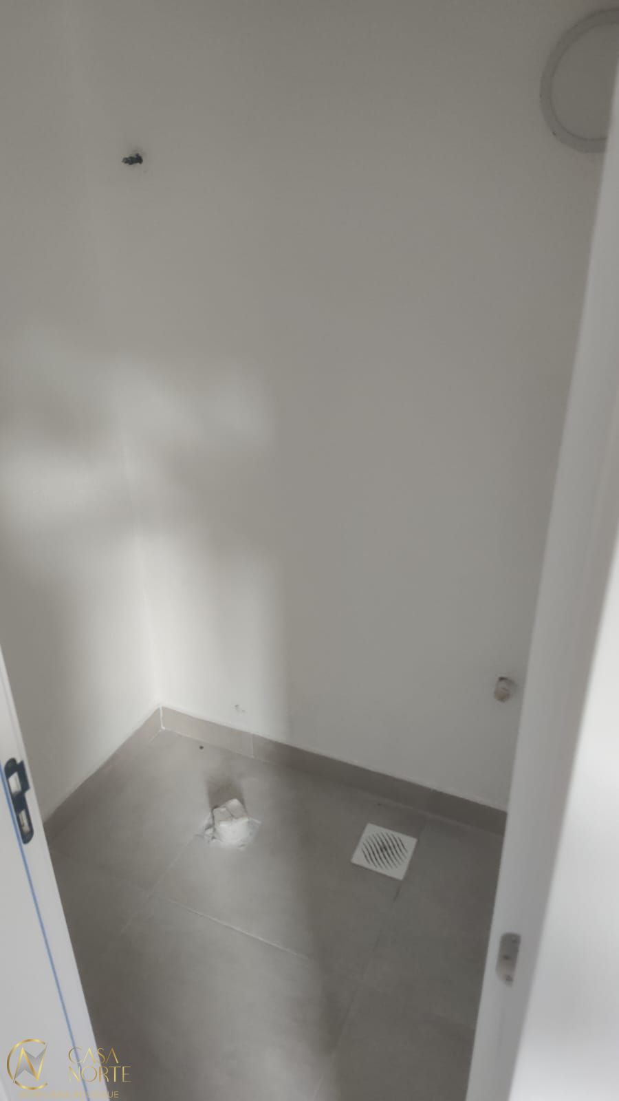 Sala Comercial à venda com 1 quarto, 34m², 1 vaga, Rua Coronel Paulino Teixeira no bairro Rio Branco em Porto Alegre