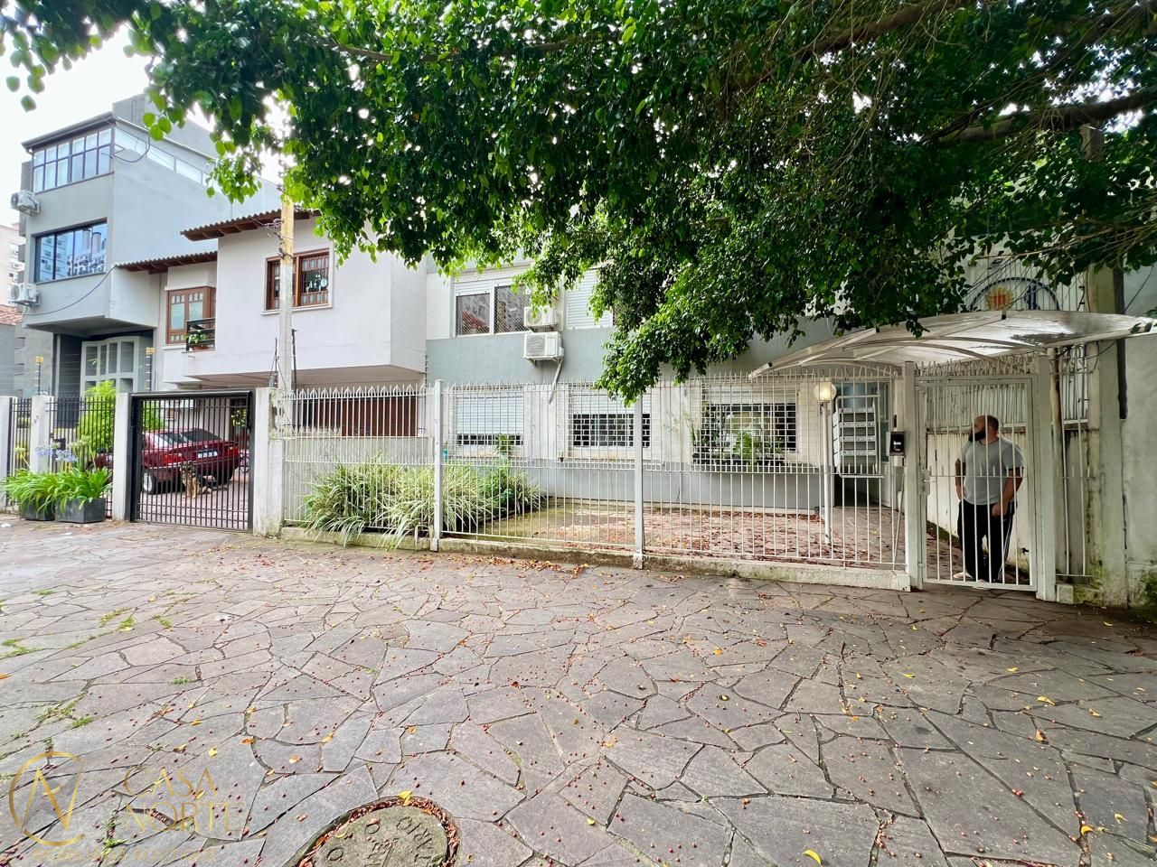 Apartamento à venda com 3 quartos, 62m², 1 suíte, Rua Paulo Setúbal no bairro Passo da Areia em Porto Alegre