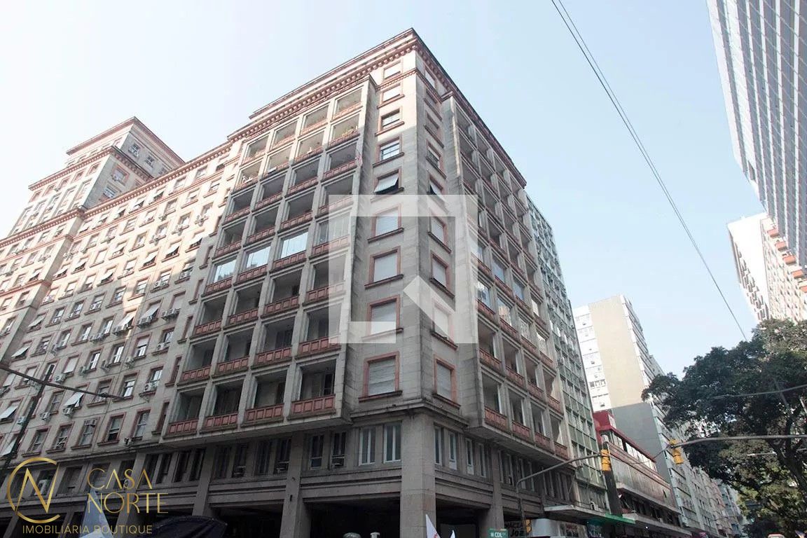 Apartamento à venda com 4 quartos, 222m², Avenida Borges de Medeiros no bairro Centro Histórico em Porto Alegre