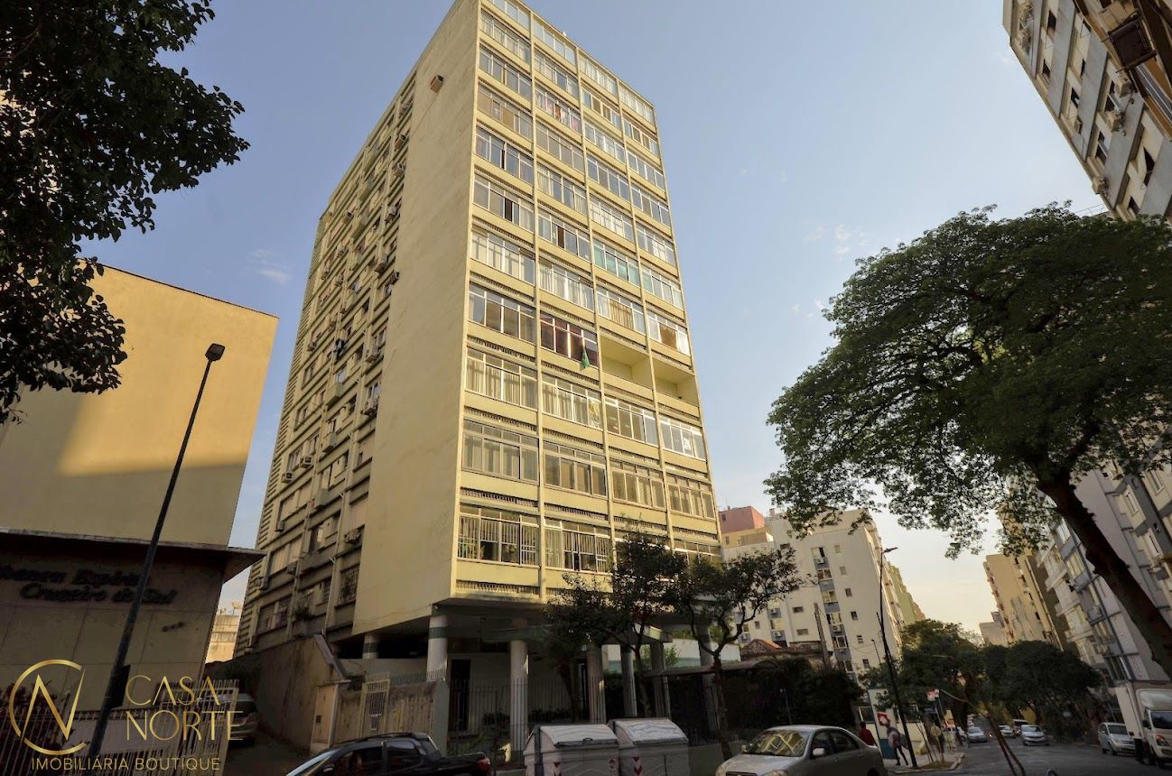 Apartamento à venda com 3 quartos, 140m², 1 vaga, Rua Duque de Caxias no bairro Centro Histórico em Porto Alegre