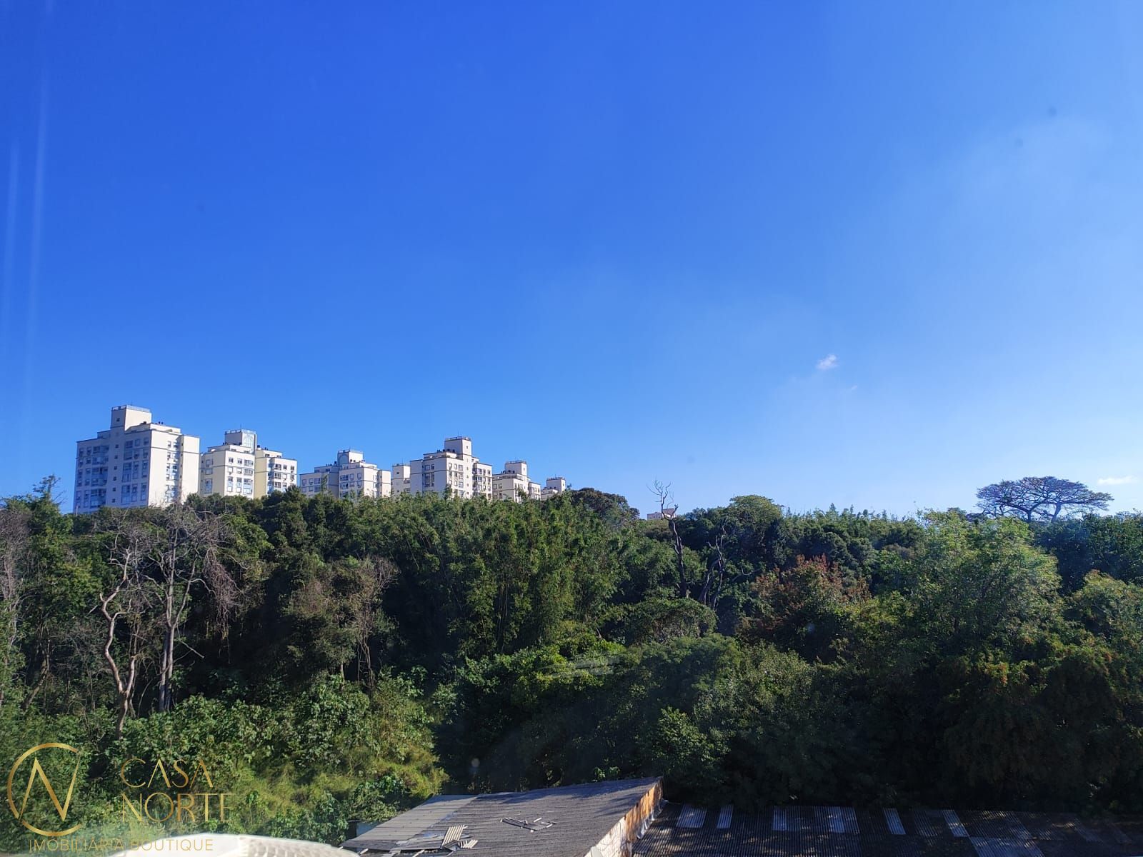 Apartamento à venda com 2 quartos, 50m², 1 vaga, Rua Joaquim de Carvalho no bairro Vila Nova em Porto Alegre