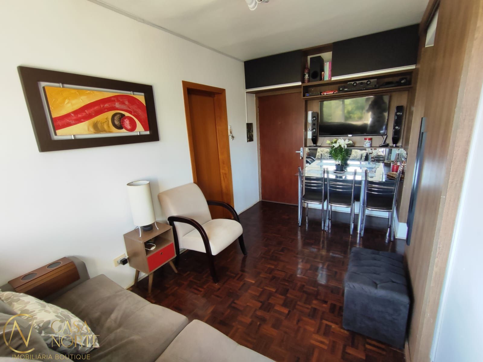 Apartamento à venda com 2 quartos, 50m², 1 vaga, Rua Joaquim de Carvalho no bairro Vila Nova em Porto Alegre