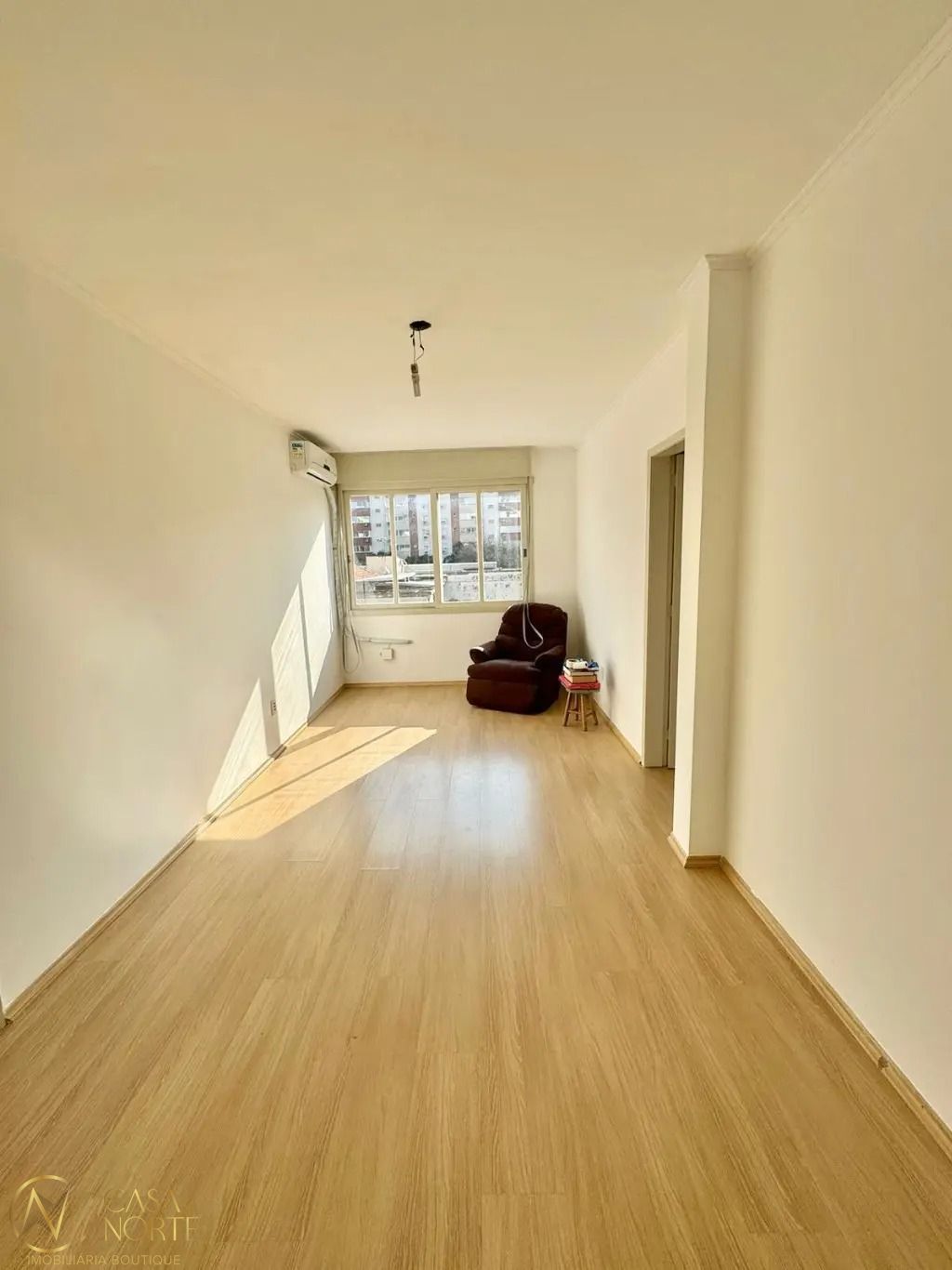Apartamento à venda com 2 quartos, 71m², 1 vaga, Rua Botafogo no bairro Menino Deus em Porto Alegre