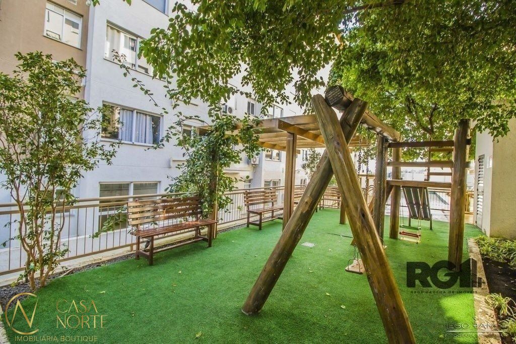 Apartamento à venda com 3 quartos, 71m², 1 suíte, 1 vaga, Rua Mariano de Matos no bairro Santa Tereza em Porto Alegre