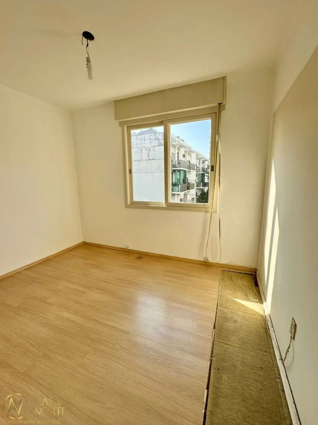 Apartamento à venda com 2 quartos, 71m², 1 vaga, Rua Botafogo no bairro Menino Deus em Porto Alegre