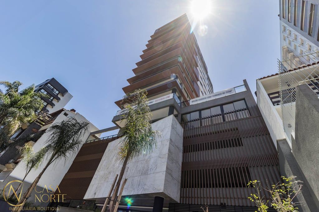 Apartamento Garden à venda com 3 quartos, 263m², 3 suítes, 3 vagas, Jaraguá no bairro Bela Vista em Porto Alegre