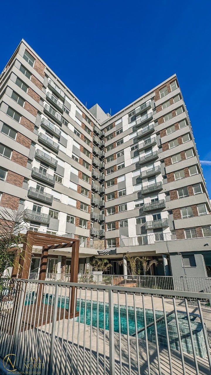 Apartamento à venda com 1 quarto, 43m², 1 suíte, 1 vaga, Carmem no bairro Moinhos de Vento em Porto Alegre