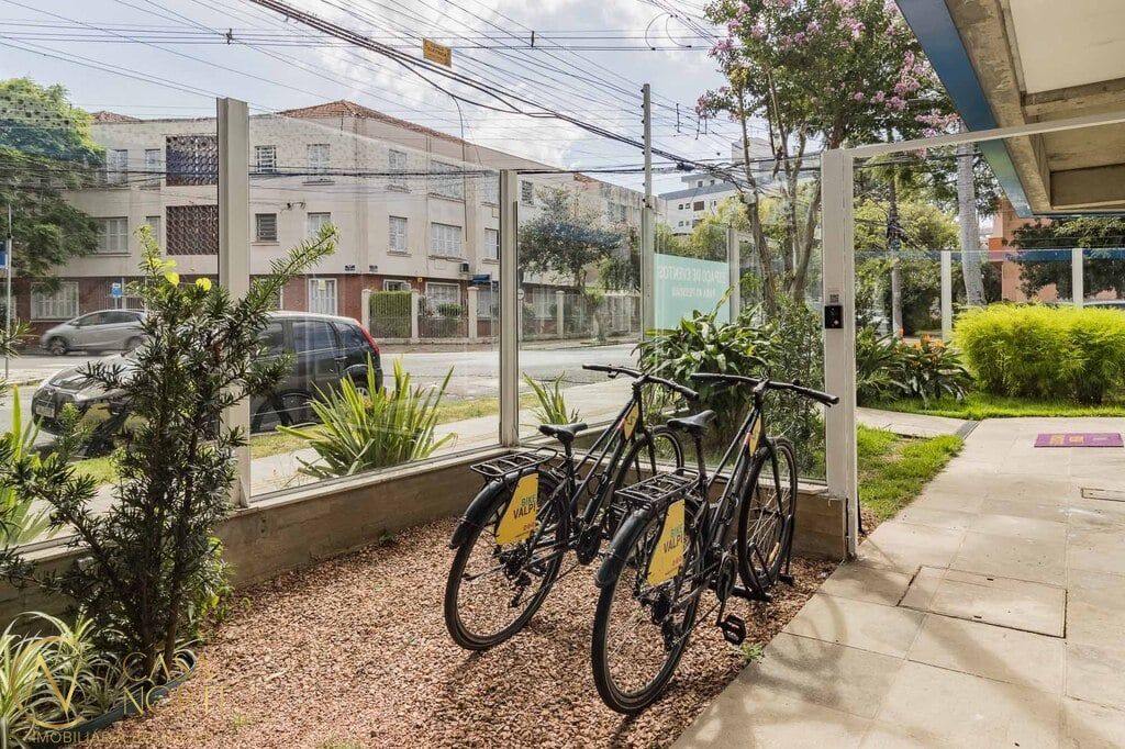 Studio à venda com 1 quarto, 27m², 1 vaga, Dona Eugênia no bairro Santa Cecília em Porto Alegre