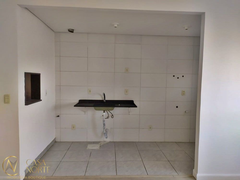 Apartamento à venda com 2 quartos, 48m², 1 vaga, Manoel Elias no bairro Jardim Leopoldina em Porto Alegre