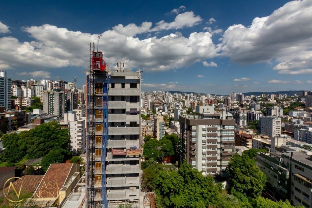 Apartamento à venda com 3 quartos, 116m², 1 suíte, 2 vagas, Rua Santa Cecília no bairro Rio Branco em Porto Alegre