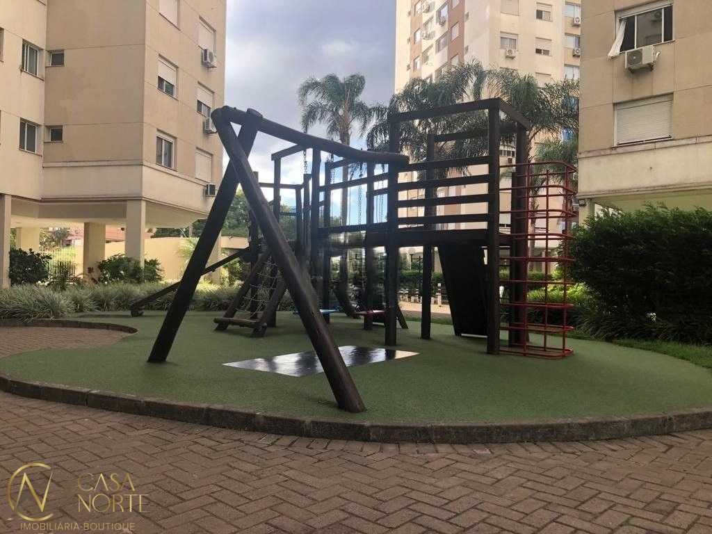 Apartamento à venda com 2 quartos, 70m², 1 suíte, 1 vaga, Dom Cláudio José Gonçalves Ponce de Leão no bairro Vila Ipiranga em Porto Alegre