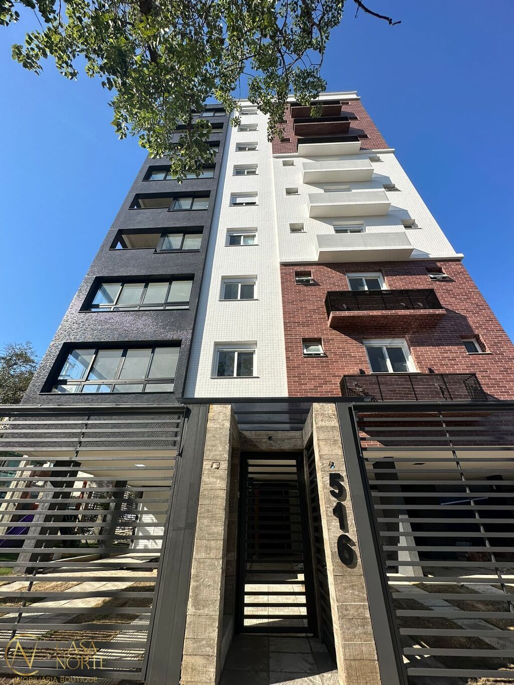 Apartamento à venda com 3 quartos, 100m², 3 suítes, 2 vagas, Coronel Feijó no bairro Higienópolis em Porto Alegre