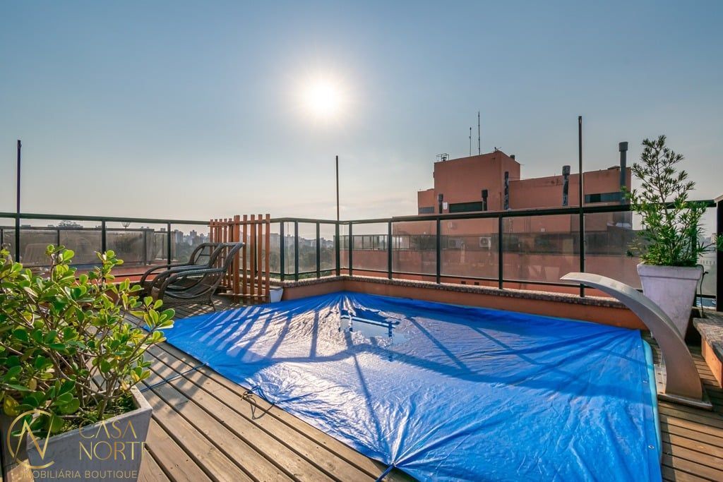 Cobertura à venda com 2 quartos, 162m², 1 suíte, 2 vagas, João Wallig no bairro Chácara das Pedras em Porto Alegre