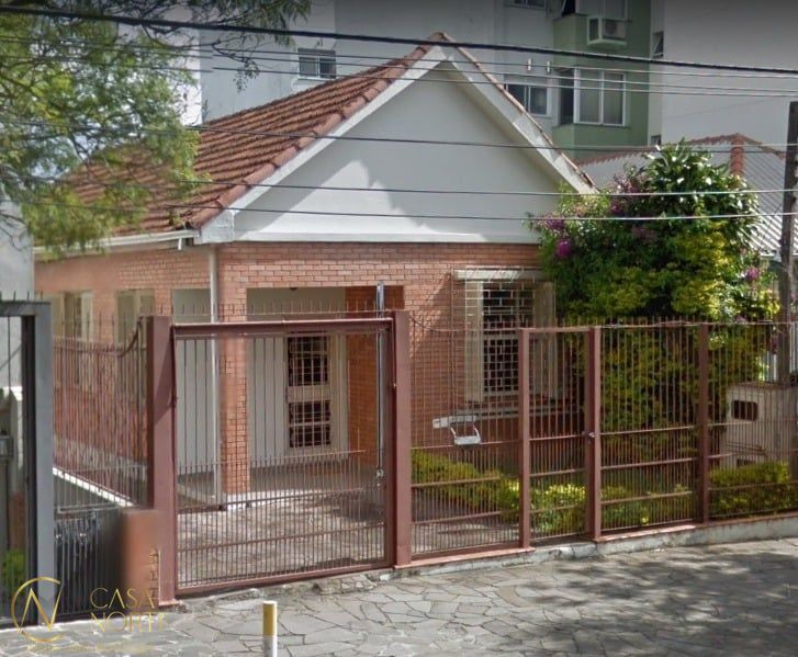 Casa à venda com 2 quartos, 102m², 1 suíte, 3 vagas, Valparaiso no bairro Jardim Botânico em Porto Alegre
