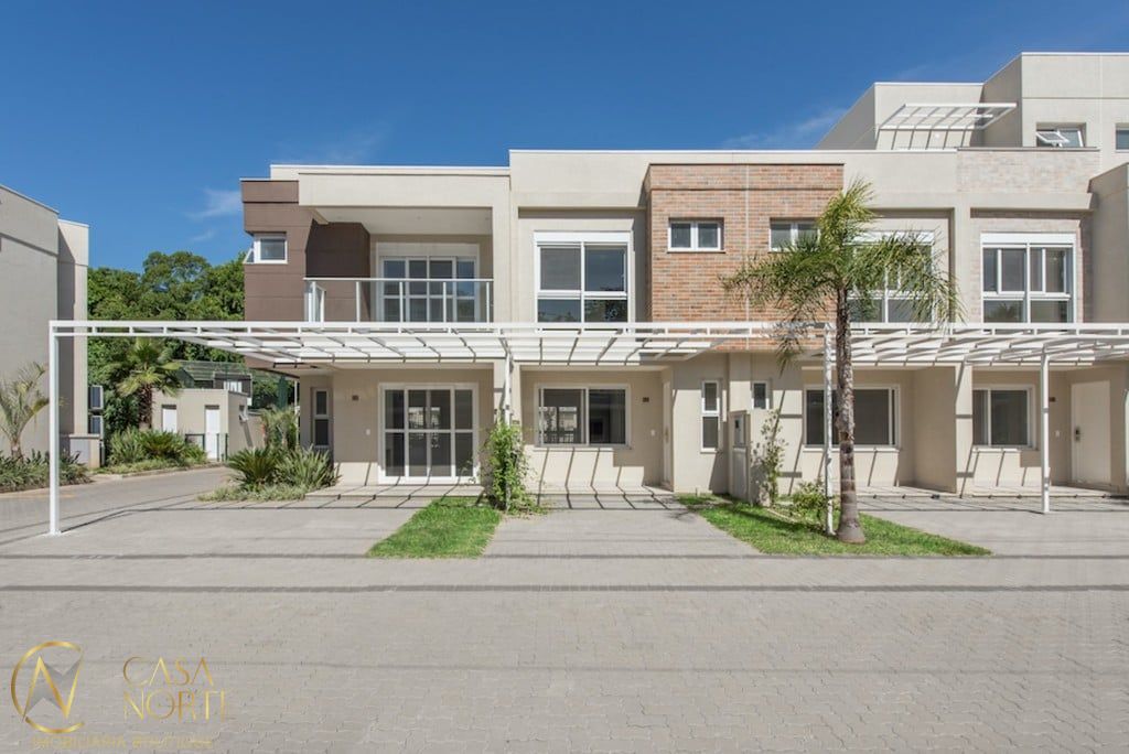 Casa de Condomínio à venda com 4 quartos, 191m², 2 suítes, 2 vagas, João Salomoni no bairro Vila Nova em Porto Alegre