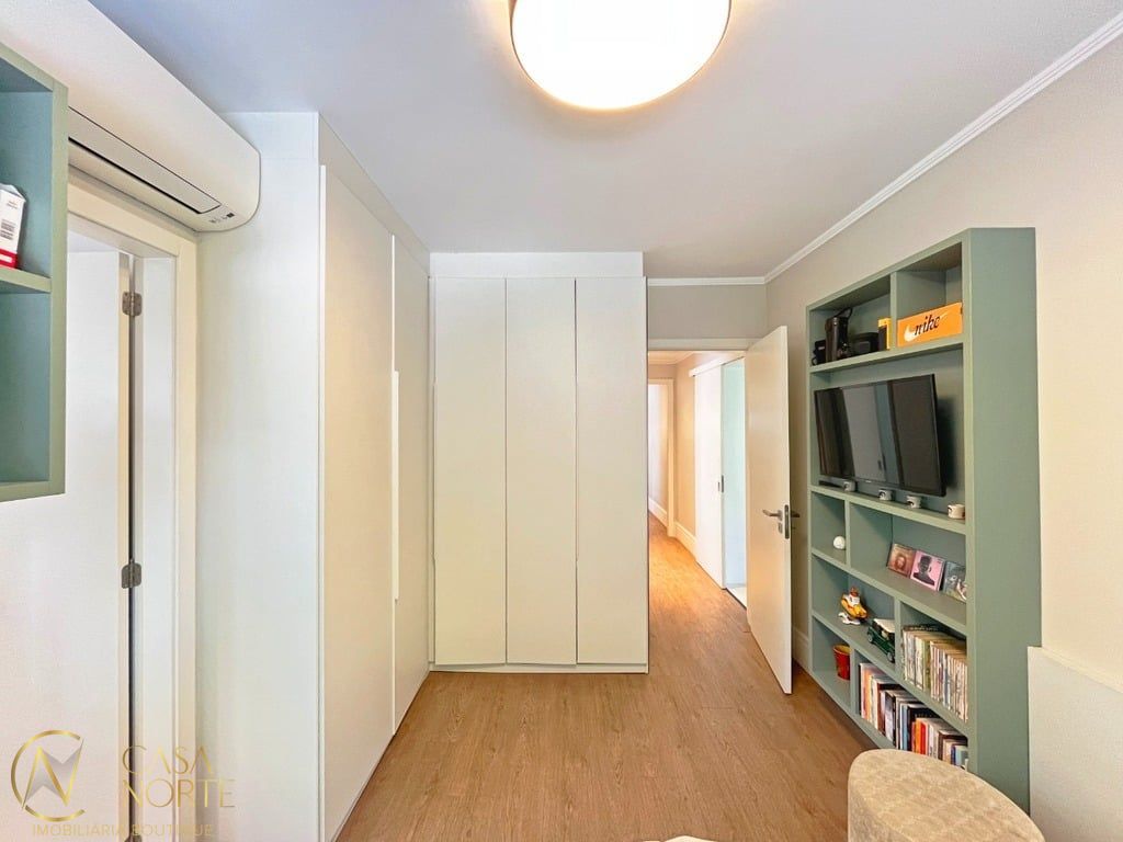 Apartamento à venda com 3 quartos, 170m², 3 suítes, 3 vagas, Lageado no bairro Petrópolis em Porto Alegre