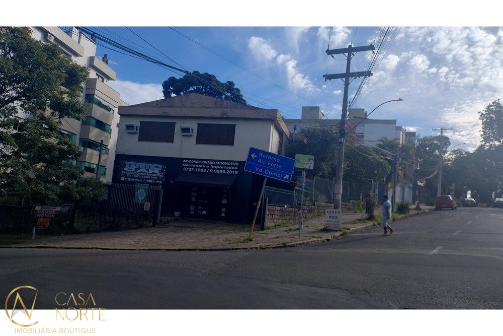 Prédio Residencial à venda , 840m², Bernardi no bairro Cristo Redentor em Porto Alegre