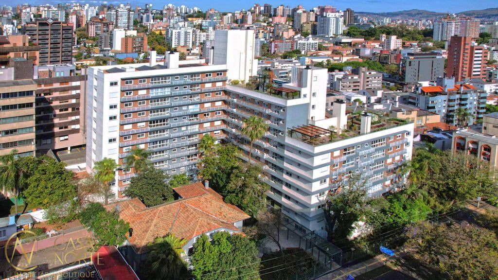 Apartamento à venda com 3 quartos, 91m², 1 suíte, 2 vagas, Miguel Tostes no bairro Moinhos de Vento em Porto Alegre
