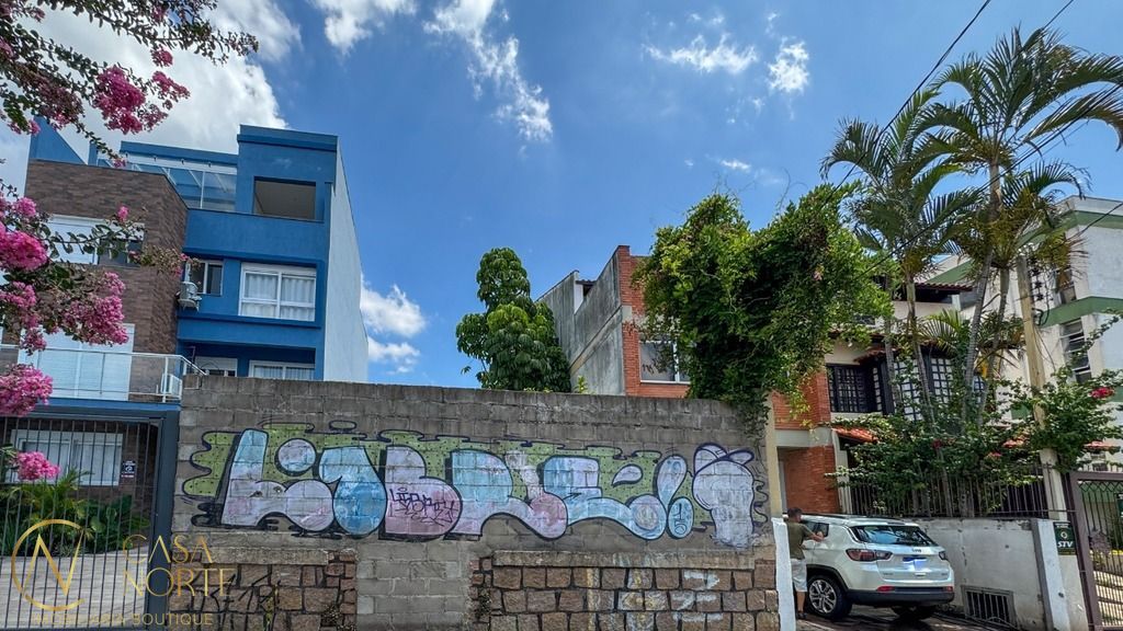 Terreno à venda , 241m², Buarque de Macedo no bairro São Geraldo em Porto Alegre