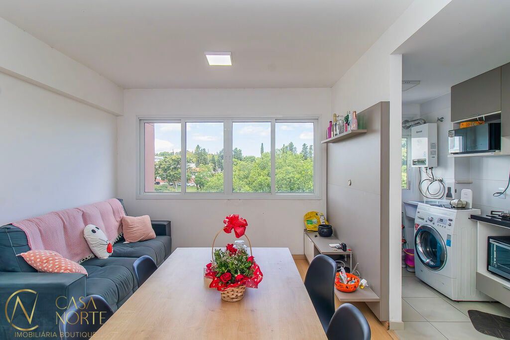 Apartamento à venda com 2 quartos, 53m², 1 vaga, Florianópolis no bairro Azenha em Porto Alegre