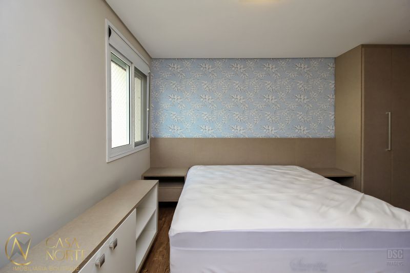 Casa à venda com 3 quartos, 178m², 1 suíte, 2 vagas, Conselheiro Xavier da Costa no bairro Ipanema em Porto Alegre