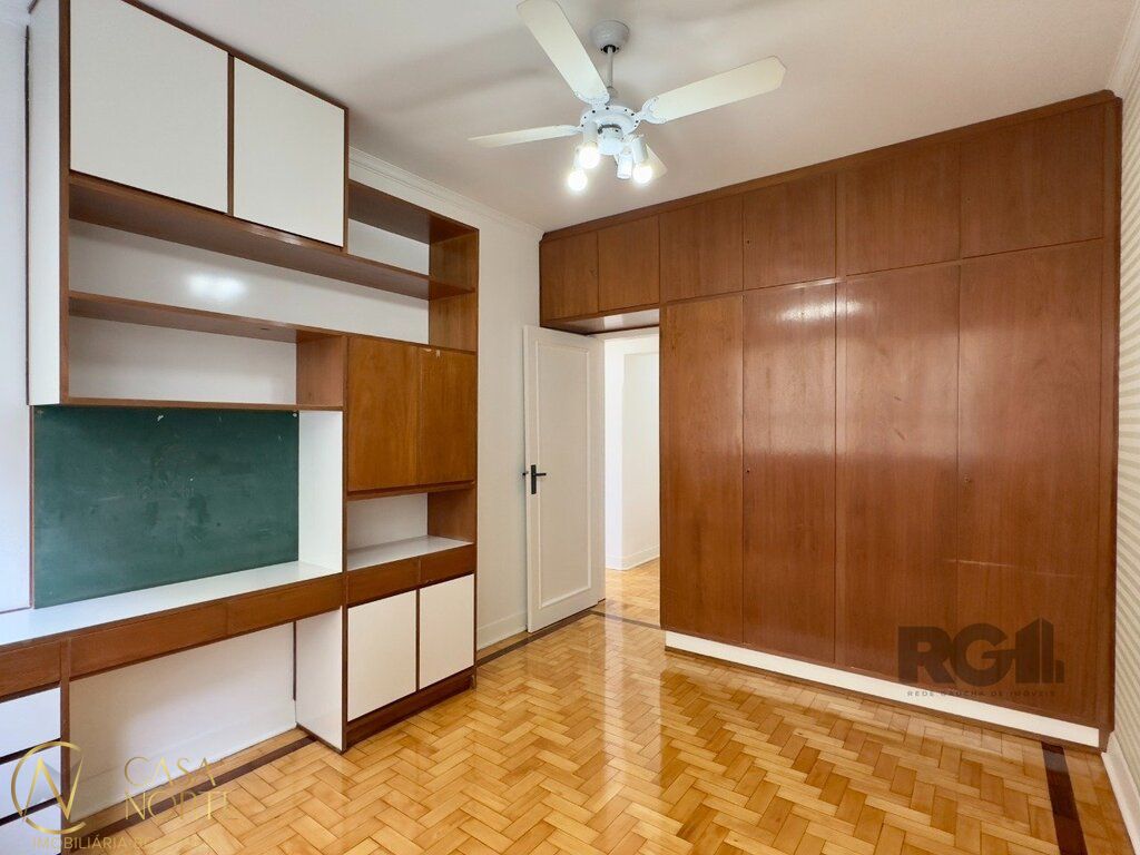 Apartamento à venda com 3 quartos, 170m², 1 suíte, 1 vaga, Duque de Caxias no bairro Centro Histórico em Porto Alegre