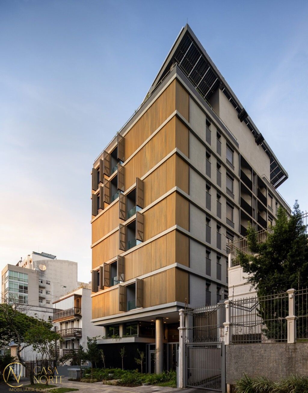 Apartamento Garden à venda com 2 quartos, 164m², 1 suíte, 2 vagas, Eça de Queiroz no bairro Petrópolis em Porto Alegre