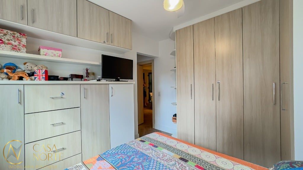 Apartamento à venda com 2 quartos, 74m², 1 suíte, 1 vaga, Anita Garibaldi no bairro Boa Vista em Porto Alegre