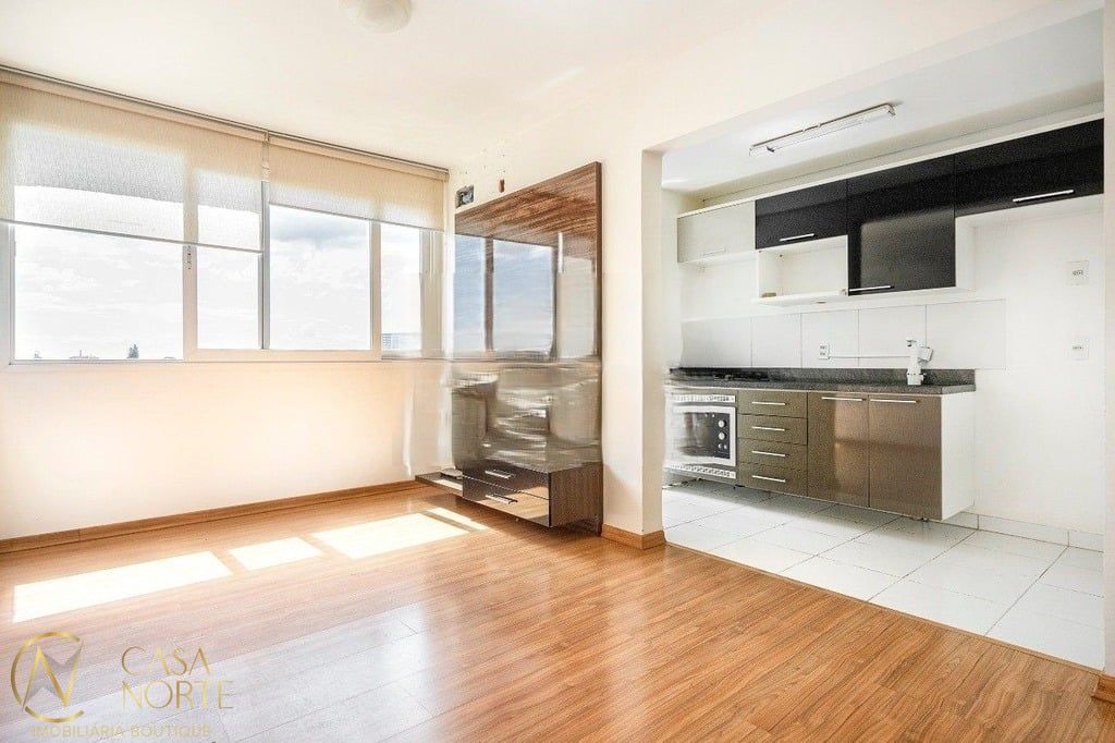 Apartamento à venda com 3 quartos, 72m², 1 suíte, 1 vaga, Augusto Severo no bairro São João em Porto Alegre