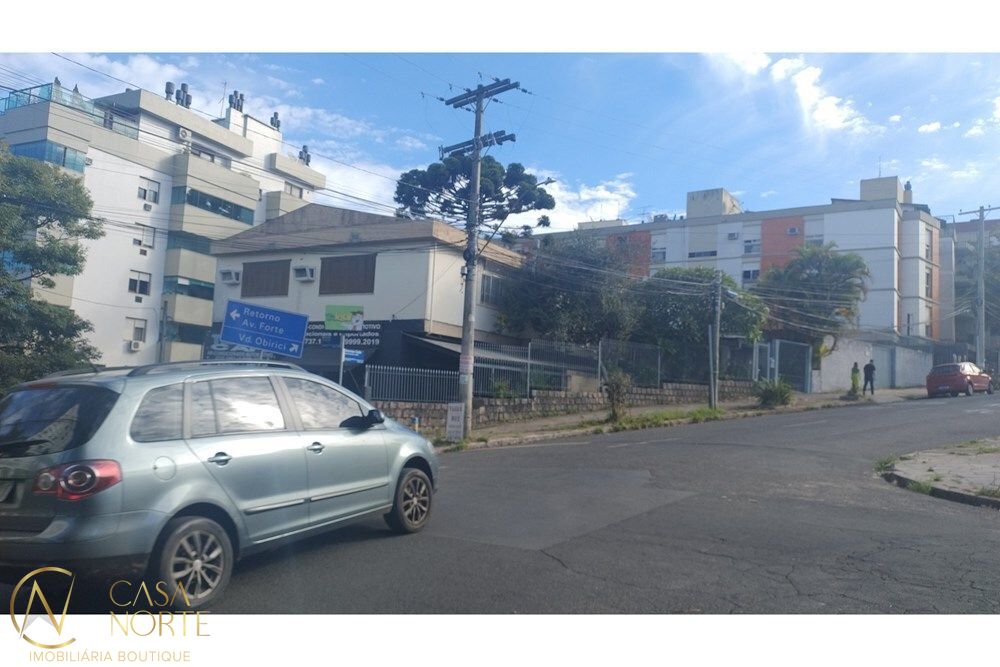 Prédio Residencial à venda , 840m², Bernardi no bairro Cristo Redentor em Porto Alegre